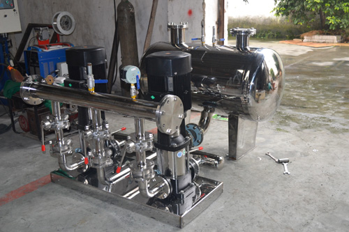 家里老是供水不足 小區(qū)需安裝無負(fù)壓供水設(shè)備