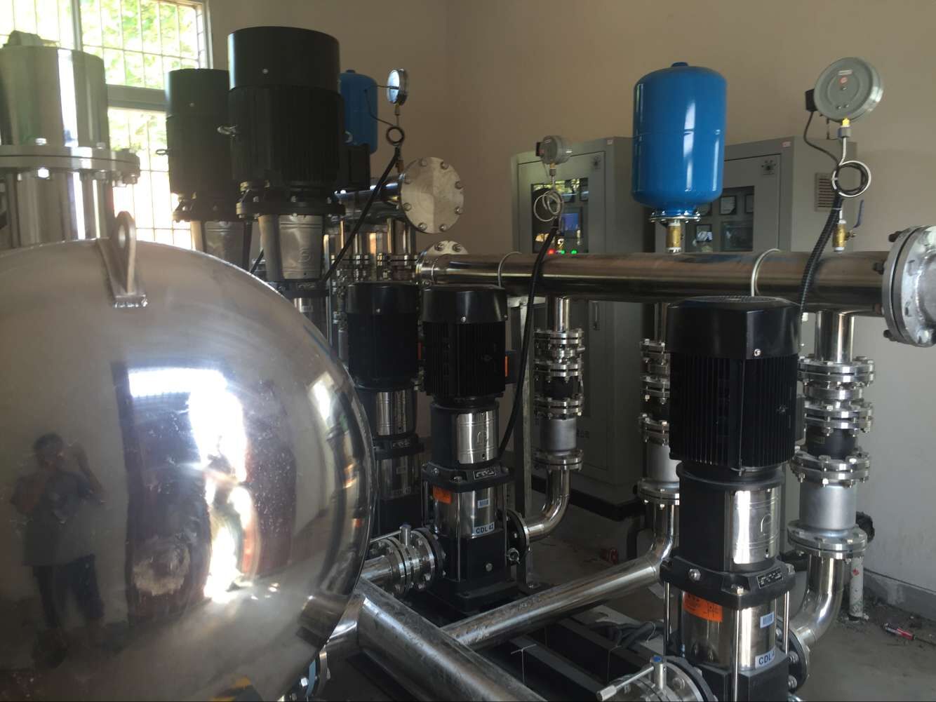 ���ι�ˮ�O(sh��)�����Ӌ����ˮ����